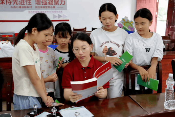 知行中华 | 推普春风度关山：他们开展了一堂行走在边疆的“大思政课”