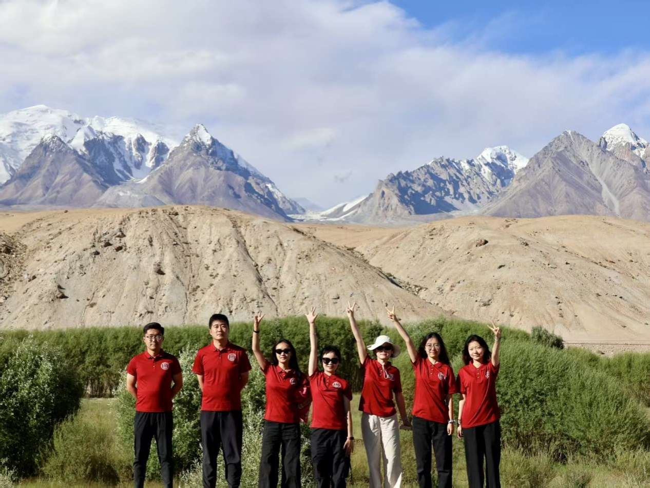 【光明日报】中央民大师生来到帕米尔高原体验“护边员的一天”